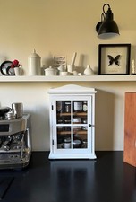 Vetrinetta bianca in legno