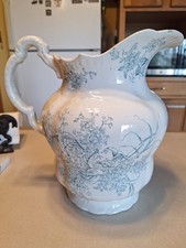 Antica brocca lavabo da camera