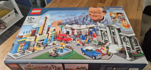 Lego 10184 town plan - 50, years