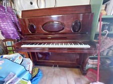 pianoforte verticale vintage