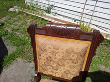 Antica sedia da pranzo vintage vecchia intagliata Eastlake legno massello lato legno accento