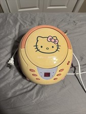 Sanrio Hello Kitty AM/FM Lettore CD Stereo Radio KT2024A Funziona Ingiallimento