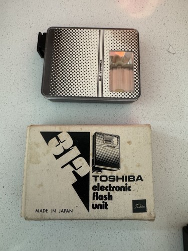 Attacco flash toshiba - toshiba,