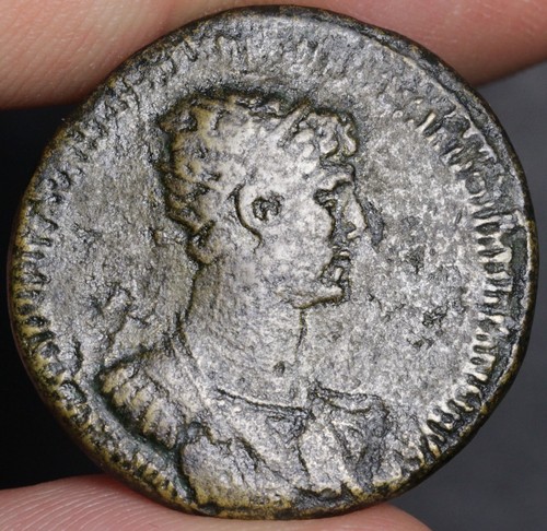 Imperatore adriano dupondio - adriano,