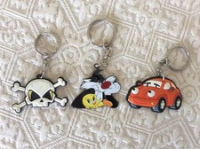 LOTTO 3  PORTACHIAVI PUBBLICITARI BIRRA CERES , CARS , GATTO SILVESTRO TITTI