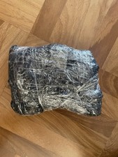 Abbigliamento o oggetti per la