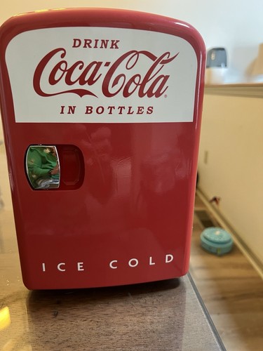 Coca cola can - 6, red