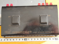 Commutatore  per casse acustiche commuta 2 coppie di casse Terminali a pressione