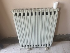 55 Elementi RADIATORE TERMOSIFONE CALORIFERO IN GHISA A PIASTRA BIANCO Usato