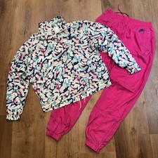 Nike Challenge Court Track