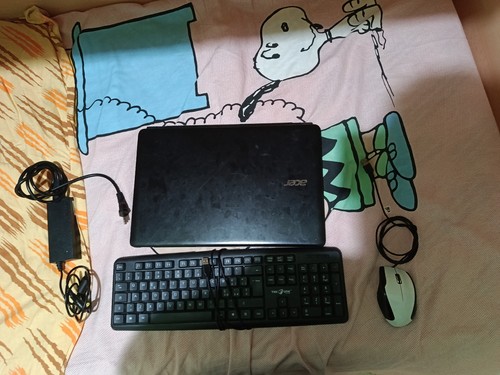 Computer portatile - un,