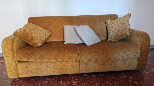 Divano letto matrimoniale