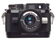 Nikonos iii fotocamera pellicola subacquea nikon nikkor 35mm obiettivo 1:2.5 custodia originale