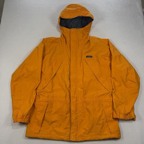 Patagonia gorpcore mountain - gorpcore,