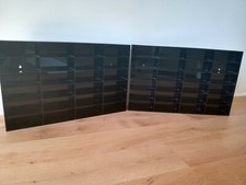 Autoart 2 bacheche da 24 modellini 1/43 ognuna in plexiglass nero