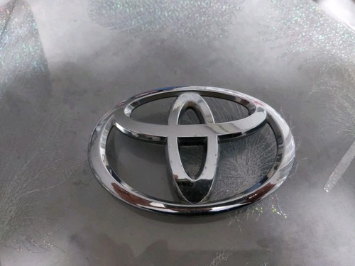 Logo toyota yaris - toyota, anno