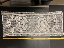 CENTROTAVOLA IN PIZZO RETTANGOLARE FATTO A MANO - cm 85 x 32