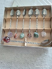 Set cucchiaini con pietre