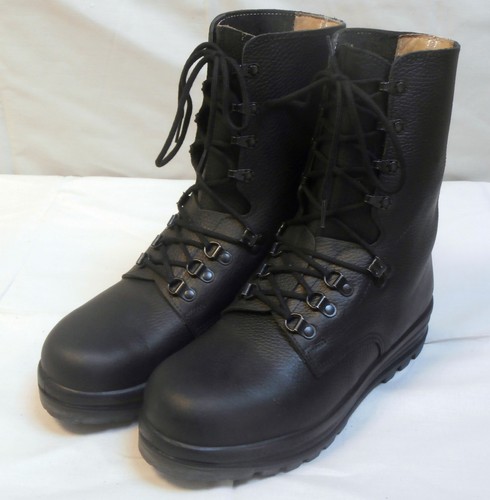 Swiss army para - army, boots