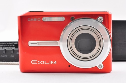 Fotocamera digitale compatta