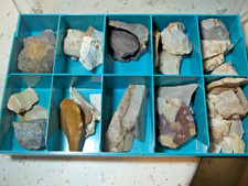 ÉCLATS DE SILEX PRÉHISTOIRE