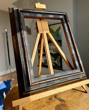 Striking Dutch Ripple Frame