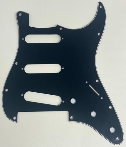 Ply black pickguard - 3,