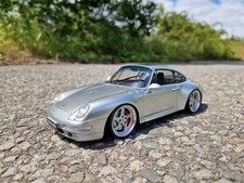 1:18 Porsche 993 Carrera 4S