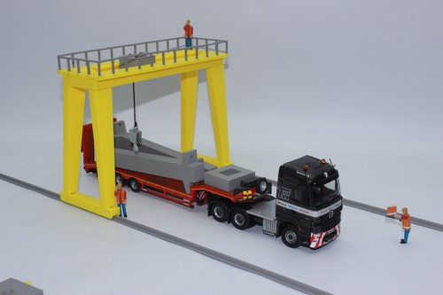 Grue portal jaune avec - portal, +