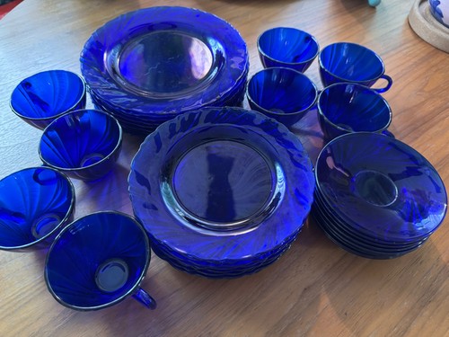 Set piatti tazze - , 32