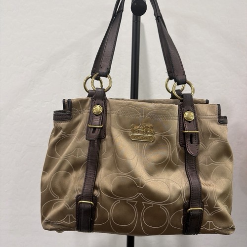 Coach mia signature outline - coach,
