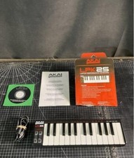Akai LPK25V2 USB Performance