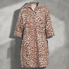 Camicia nuova con etichette