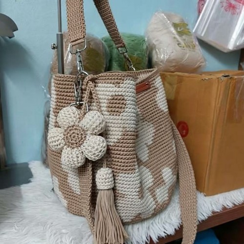 Borsa donna all'uncinetto
