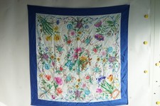 GUCCI Foulard soie V