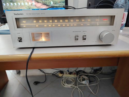Technics stereo tuner z1 - technics,