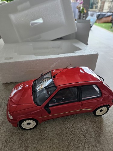 Otto ottomobile peugeot - 1:18,