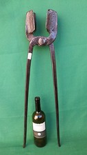ANTICA GRANDE PINZA TENAGLIA DA FABBRO FUCINA FORGIA IN FERRO BATTUTO. N° 95D.