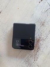 Samsung Galaxy Z Flip4