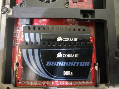 Rarissimo computer portatile