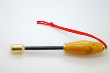 Storditore per Pesci, Priest