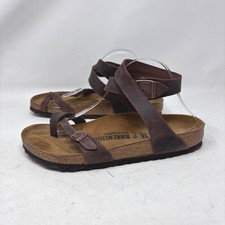 Sandali Birkenstock taglia 42/11 Yara pelle cinturino alla caviglia punta passante marrone donna