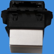 Peugeot 208 Blue-hdi 120