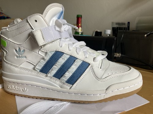 Sneakers adidas pezzo - pezzo, unico