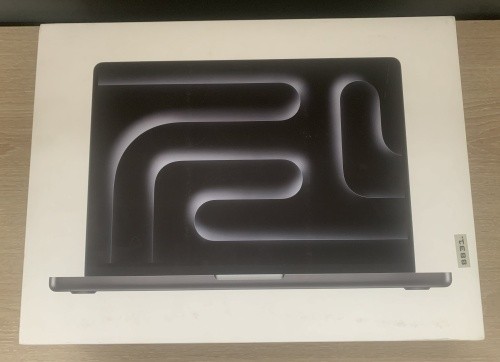 Macbook pro a3112 apple - m4, 10c