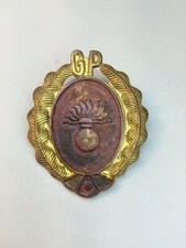 FREGIO GRANATIERI ? STEMMA GRANATA 10 FIAMME, METALLO, REGNO D'ITALIA? G.P. 