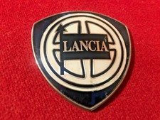 LANCIA DELTA INTEGRALE EVOLUZIONE EVO LOGO SIGLA EMBLEMA FREGIO STEMMA SCRITTA