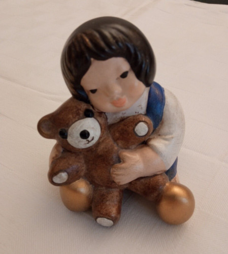 Thun bambina con orsetto