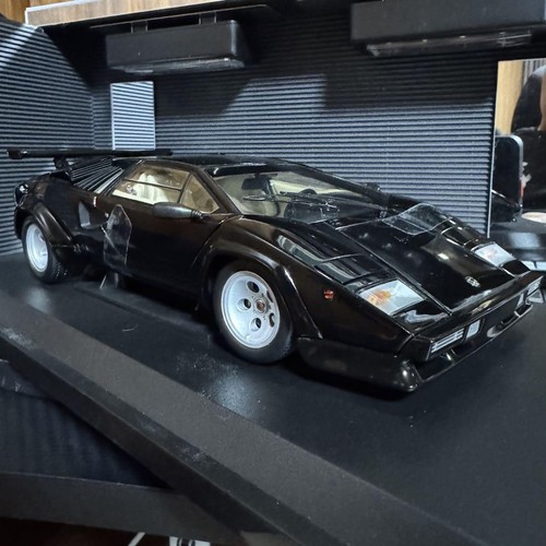 Minicar lamborghini countach - lamborghini,