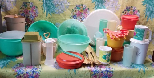 Huge lot assorted tupperware - huge,